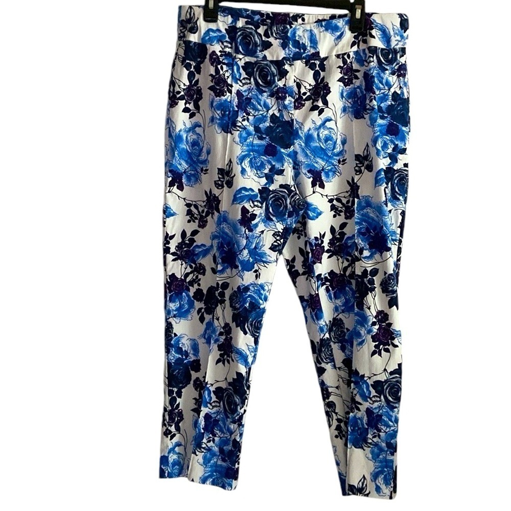 Ashley Stewart Blue Rose Floral White Pull On Size 16 Straight Leg Stretch Pants